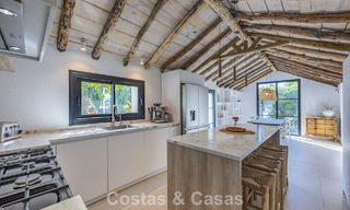 Encantadora villa rústica con confort moderno en venta en Guadalmina Alta, Marbella 798286 
