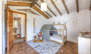 Encantadora villa rústica con confort moderno en venta en Guadalmina Alta, Marbella 798296 