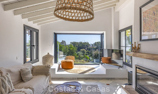 Encantadora villa rústica con confort moderno en venta en Guadalmina Alta, Marbella 798307 