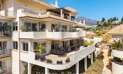 Lujoso apartamento dúplex con 4 dormitorios en venta en un complejo residencial en Nueva Andalucía, Marbella 798393