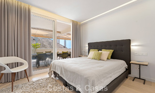 Lujoso apartamento dúplex con 4 dormitorios en venta en un complejo residencial en Nueva Andalucía, Marbella 798400 