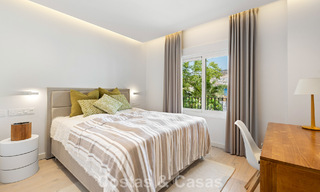 Lujoso apartamento dúplex con 4 dormitorios en venta en un complejo residencial en Nueva Andalucía, Marbella 798401 