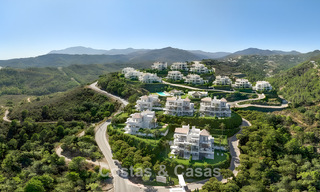 Apartamento dúplex de lujo con amplio jardín y vistas al mar en venta en Marbella - Benahavís 798375 