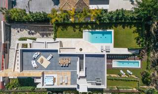 Villa de diseño avanzada en venta a pocos pasos del campo de golf, en el corazón de Nueva Andalucía, Marbella 798450 
