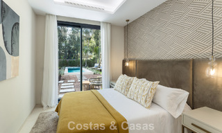 Villa de diseño avanzada en venta a pocos pasos del campo de golf, en el corazón de Nueva Andalucía, Marbella 798461 
