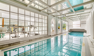 Majestuosa villa de lujo con estilo arquitectónico mediterráneo clásico en venta en Sierra Blanca, Marbella 798472 