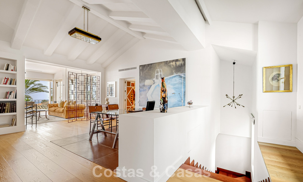 Majestuosa villa de lujo con estilo arquitectónico mediterráneo clásico en venta en Sierra Blanca, Marbella 798476