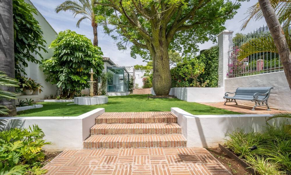 Majestuosa villa de lujo con estilo arquitectónico mediterráneo clásico en venta en Sierra Blanca, Marbella 798479