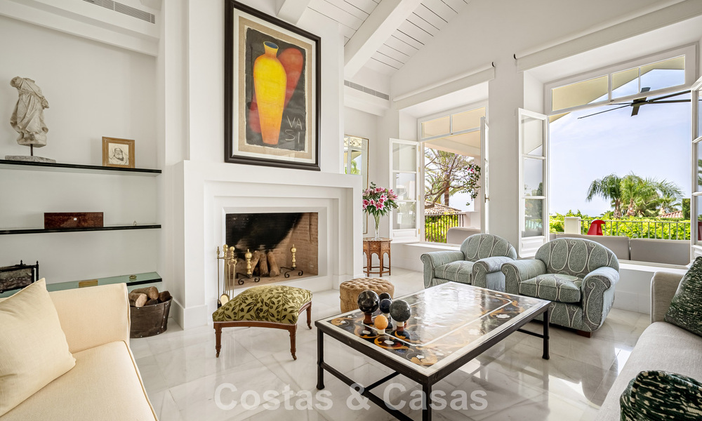 Majestuosa villa de lujo con estilo arquitectónico mediterráneo clásico en venta en Sierra Blanca, Marbella 798483