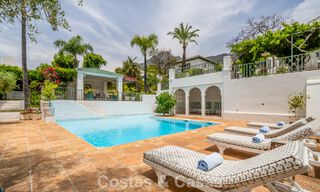Majestuosa villa de lujo con estilo arquitectónico mediterráneo clásico en venta en Sierra Blanca, Marbella 798507 
