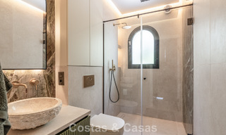 Impresionante villa moderna mediterránea totalmente renovada con vistas al mar en venta en Benahavís - Marbella 798560 