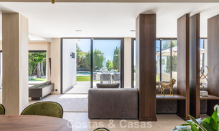 Impresionante villa moderna mediterránea totalmente renovada con vistas al mar en venta en Benahavís - Marbella 798561 