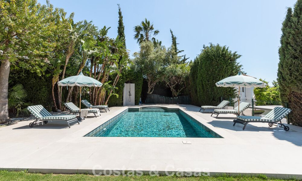 Impresionante villa moderna mediterránea totalmente renovada con vistas al mar en venta en Benahavís - Marbella 798564