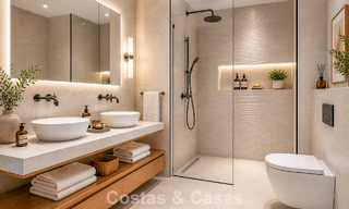 Villa de lujo lista para entrar a vivir, sofisticada y en primera línea de golf en La Cala Golf Resort, Mijas, Costa del Sol 798584 