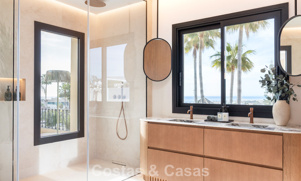 Lujosa casa de diseño con vistas panorámicas al mar en venta en La Quinta, Marbella - Benahavís 798619