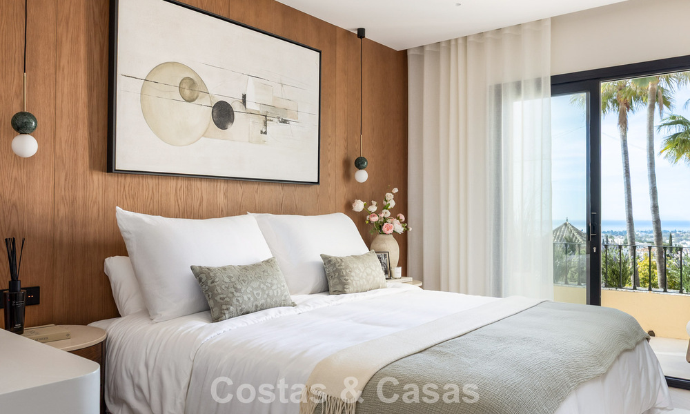 Lujosa casa de diseño con vistas panorámicas al mar en venta en La Quinta, Marbella - Benahavís 798620