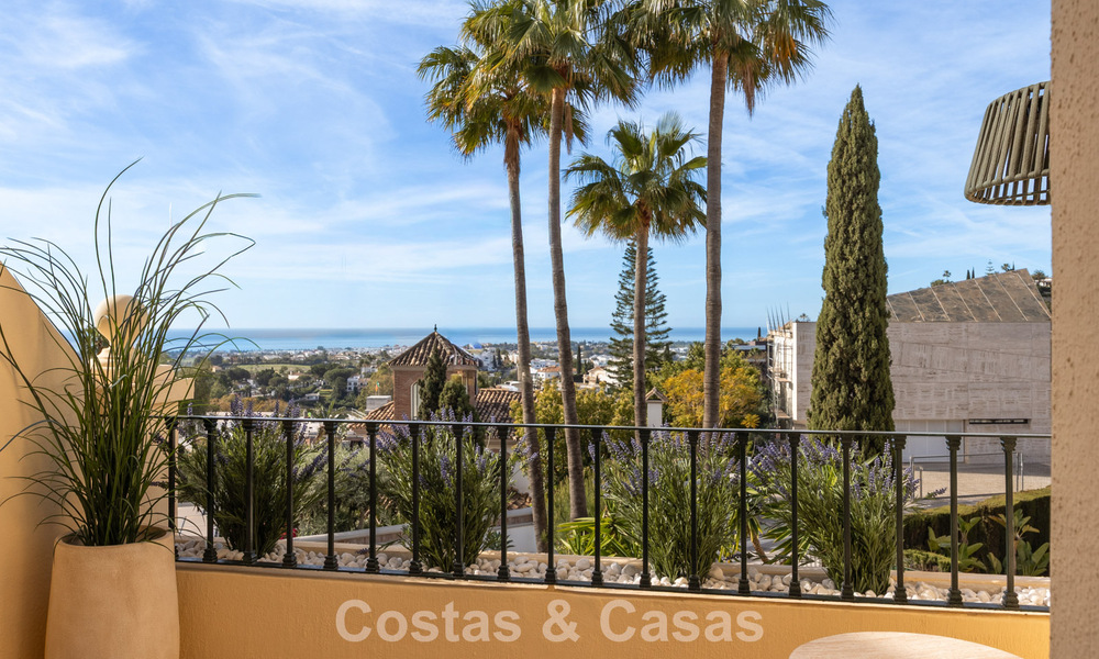 Lujosa casa de diseño con vistas panorámicas al mar en venta en La Quinta, Marbella - Benahavís 798622