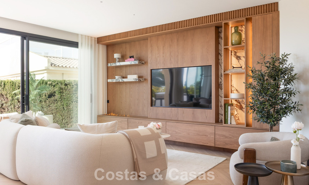Lujosa casa de diseño con vistas panorámicas al mar en venta en La Quinta, Marbella - Benahavís 798629