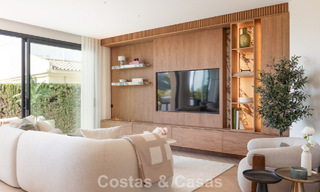 Lujosa casa de diseño con vistas panorámicas al mar en venta en La Quinta, Marbella - Benahavís 798629 