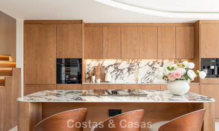 Lujosa casa de diseño con vistas panorámicas al mar en venta en La Quinta, Marbella - Benahavís 798634 