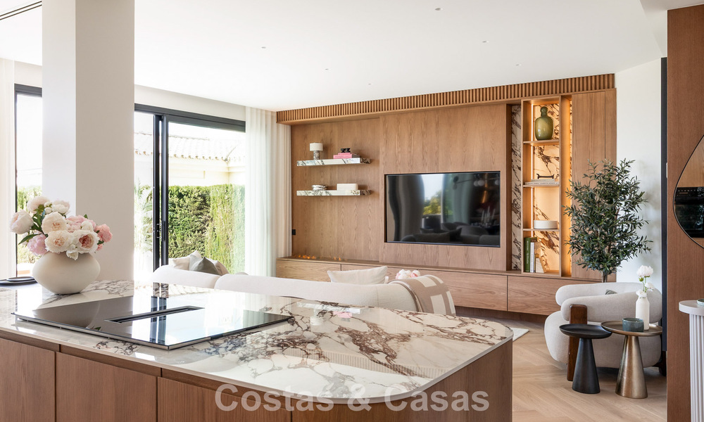 Lujosa casa de diseño con vistas panorámicas al mar en venta en La Quinta, Marbella - Benahavís 798638