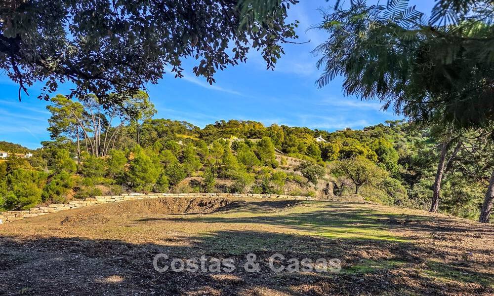 Parcela única con proyecto de villa de diseño en venta en el exclusivo resort La Zagaleta, Marbella - Benahavís 798660