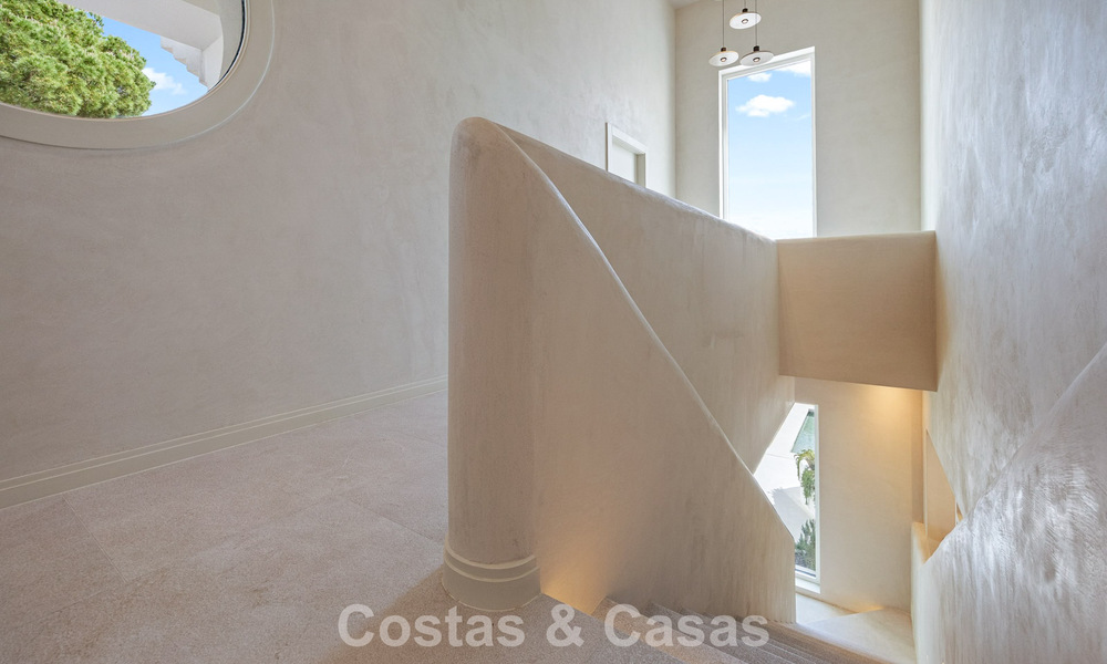 Villa de lujo, lista para entrar a vivir, de estilo contemporáneo mediterráneo en venta en una zona de golf de Marbella - Benahavís 798707