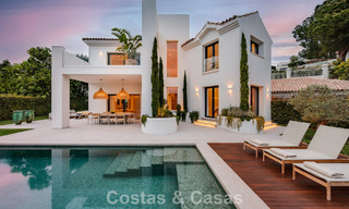 Villa de lujo, lista para entrar a vivir, de estilo contemporáneo mediterráneo en venta en una zona de golf de Marbella - Benahavís 798709 