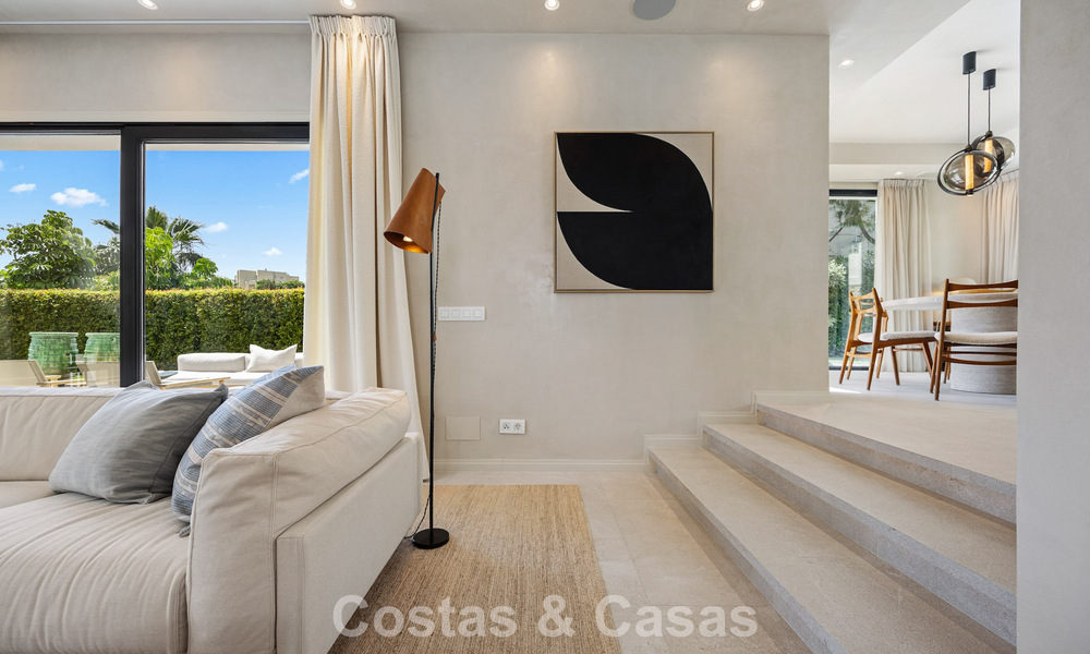 Villa de lujo, lista para entrar a vivir, de estilo contemporáneo mediterráneo en venta en una zona de golf de Marbella - Benahavís 798717