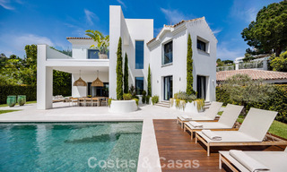 Villa de lujo, lista para entrar a vivir, de estilo contemporáneo mediterráneo en venta en una zona de golf de Marbella - Benahavís 798719 