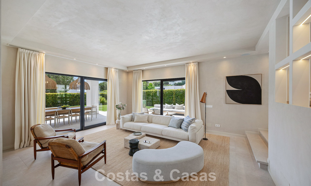 Villa de lujo, lista para entrar a vivir, de estilo contemporáneo mediterráneo en venta en una zona de golf de Marbella - Benahavís 798740