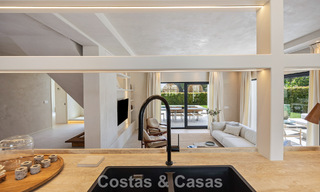 Villa de lujo, lista para entrar a vivir, de estilo contemporáneo mediterráneo en venta en una zona de golf de Marbella - Benahavís 798745 