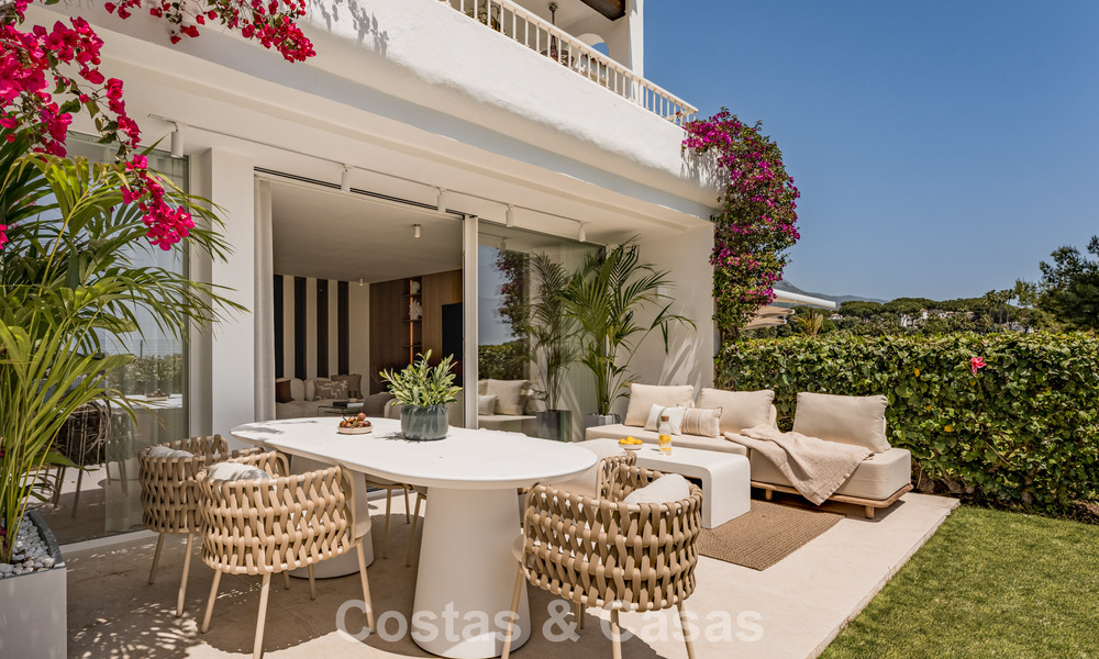 Elegante apartamento modernizado en venta, primera línea de Aloha Golf en Nueva Andalucía, Marbella 798774