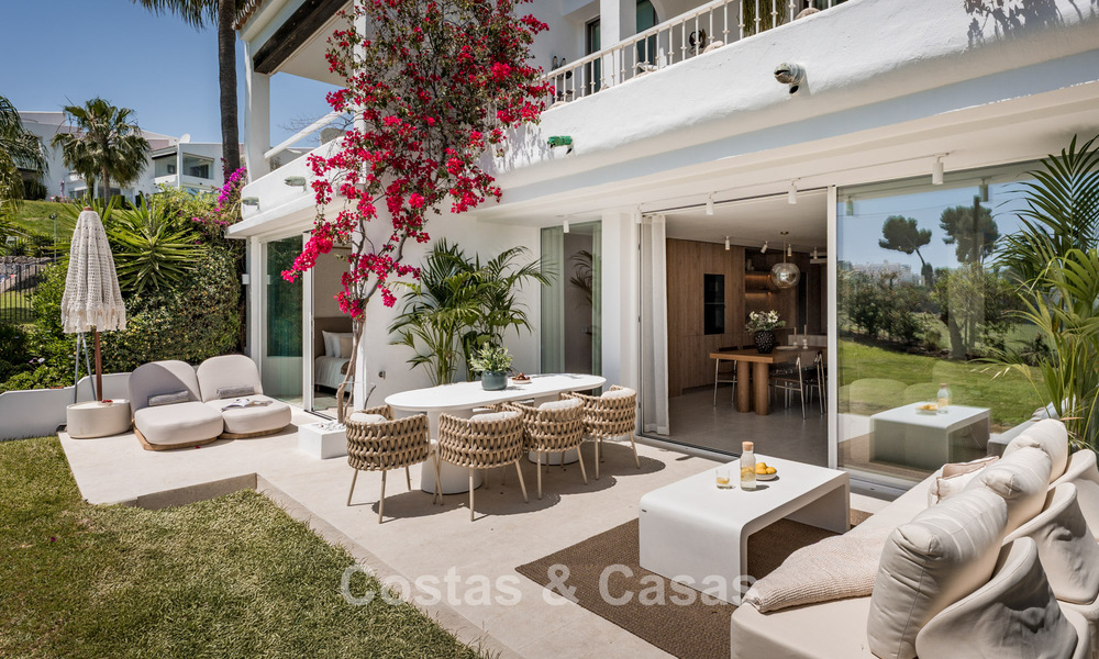 Elegante apartamento modernizado en venta, primera línea de Aloha Golf en Nueva Andalucía, Marbella 798777