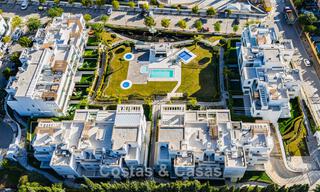 Apartamento moderno con jardín en venta en la New Golden Mile entre Marbella y Estepona 798804 