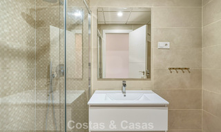 Apartamento moderno con jardín en venta en la New Golden Mile entre Marbella y Estepona 798815 