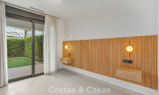 Apartamento moderno con jardín en venta en la New Golden Mile entre Marbella y Estepona 798819 
