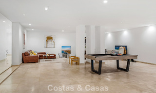 Villa contemporánea con vistas panorámicas al mar en venta en una prestigiosa zona de golf en Marbella - Benahavís 798878 