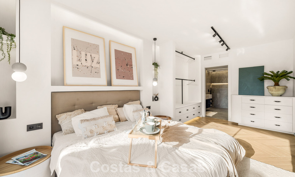 Apartamento contemporáneo y renovado listo para entrar a vivir en venta en Nueva Andalucía, Marbella 798901