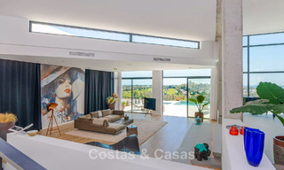 Villa de lujo avanzada con vistas panorámicas al mar en venta en las colinas de Marbella - Benahavís 798926 