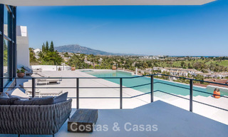 Villa de lujo avanzada con vistas panorámicas al mar en venta en las colinas de Marbella - Benahavís 798927 