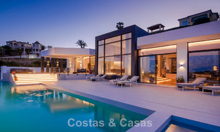 Villa de lujo avanzada con vistas panorámicas al mar en venta en las colinas de Marbella - Benahavís 798945 