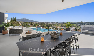 Villa de lujo avanzada con vistas panorámicas al mar en venta en las colinas de Marbella - Benahavís 798959 