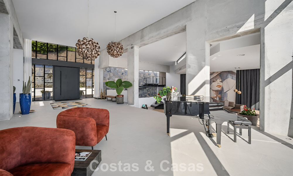 Villa de lujo avanzada con vistas panorámicas al mar en venta en las colinas de Marbella - Benahavís 798960