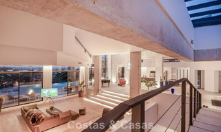 Villa de lujo avanzada con vistas panorámicas al mar en venta en las colinas de Marbella - Benahavís 798963 
