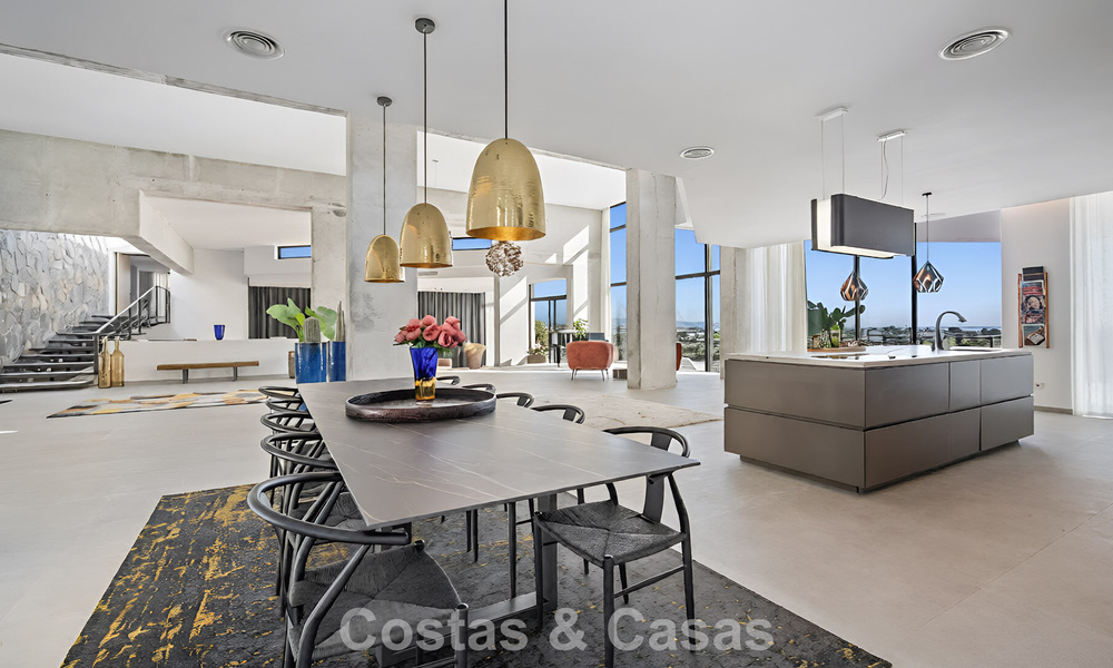 Villa de lujo avanzada con vistas panorámicas al mar en venta en las colinas de Marbella - Benahavís 798966