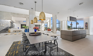 Villa de lujo avanzada con vistas panorámicas al mar en venta en las colinas de Marbella - Benahavís 798966 