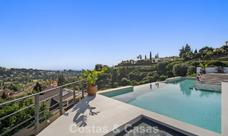 Villa de lujo avanzada con vistas panorámicas al mar en venta en las colinas de Marbella - Benahavís 798968 