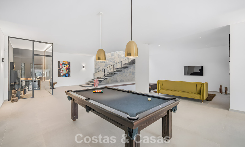 Villa de lujo avanzada con vistas panorámicas al mar en venta en las colinas de Marbella - Benahavís 798971