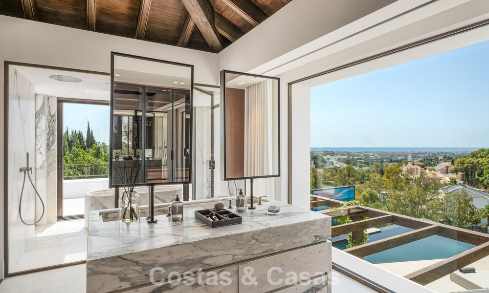 Villa de lujo en estilo arquitectónico mediterráneo contemporáneo en venta en una urbanización cerrada en Marbella - Benahavís 799075